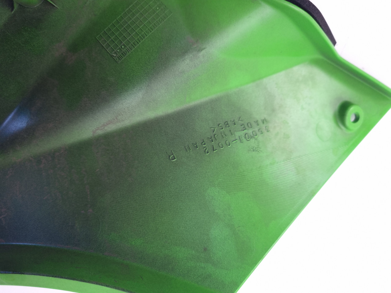 RH Side cover Kawasaki Ninja ZX10 ZX10R 06-07 36001-0072-777