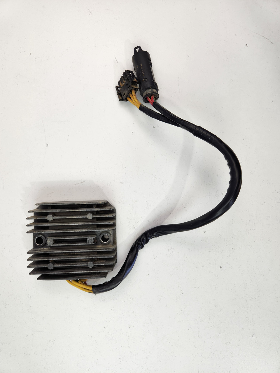 OEM Rectifier Voltage Regulator BMW F650 GS G650 GS F700 F800 99