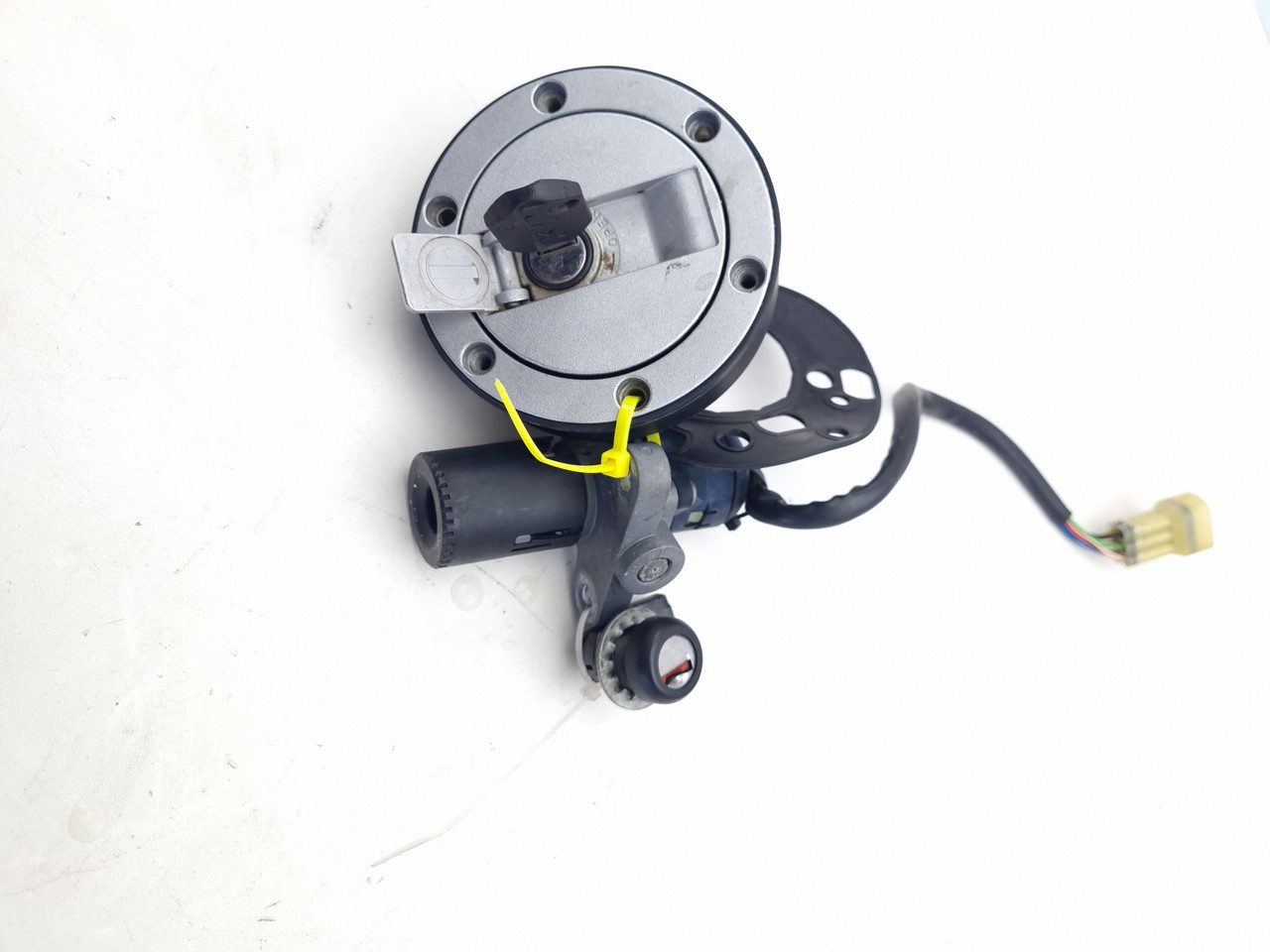 Ignition switch fuel cap lock key set KTM990 KTM 990 Super duke 05