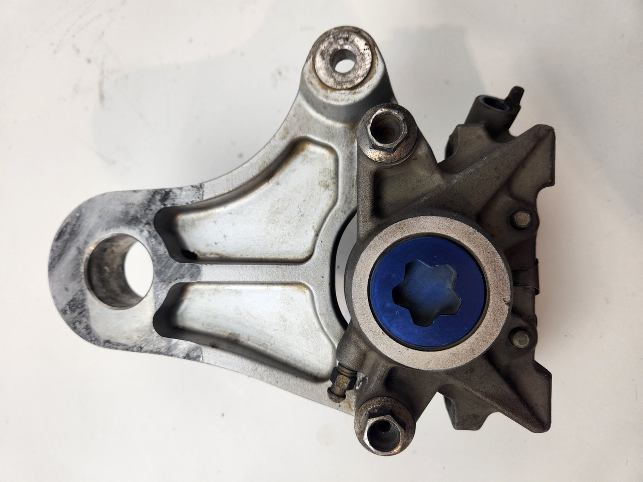 Rear Brake Caliper Assembly Yamaha FZ1 FZ FZS1000 Fazer 01-05 5LV Rear Brake Caliper Assembly Yamaha FZ1 FZ FZS1000 Fazer 01-05 5LV
