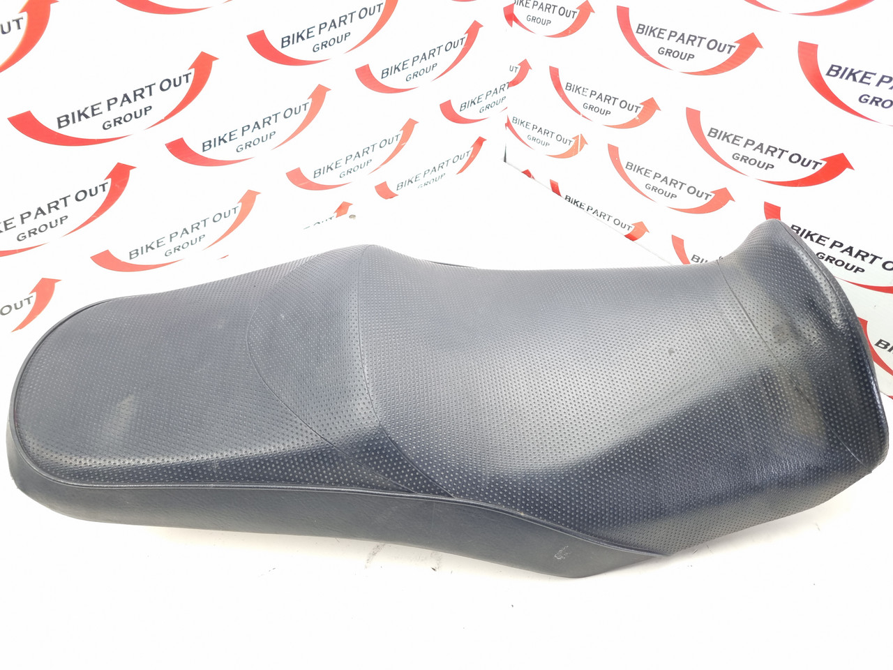 Seat Yamaha FZ1 FZ FZS1000 Fazer 2001 5LV-24730-00 - Bike Part Out