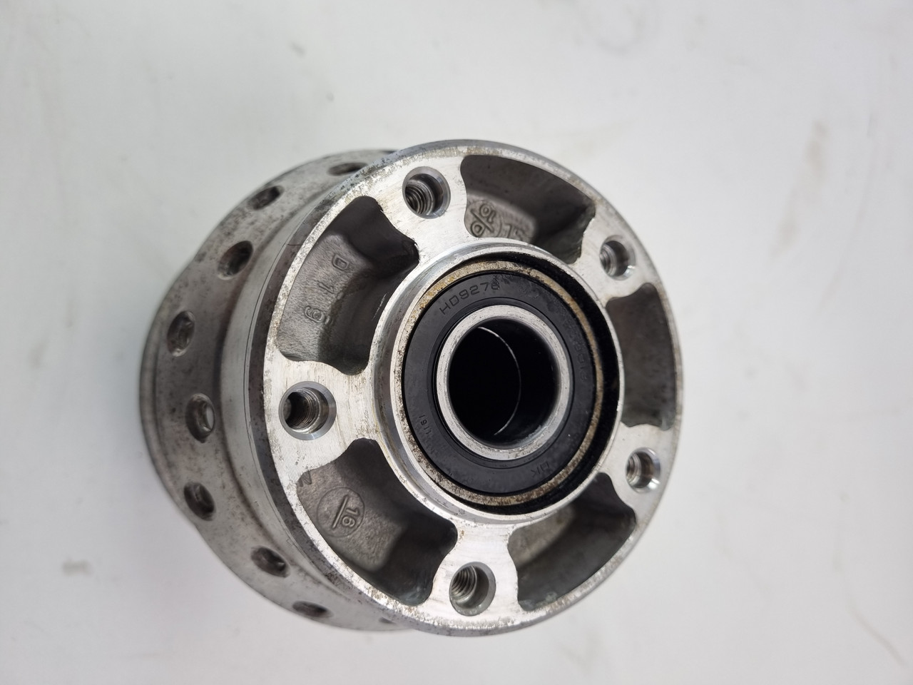 Front Hub Harley Davidson Dyna Wide glide Softail Single disc 1 in