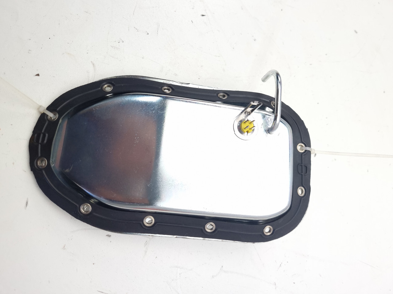 Fuel tank Top plate Harley Davidson Dyna Switchback 75323-12