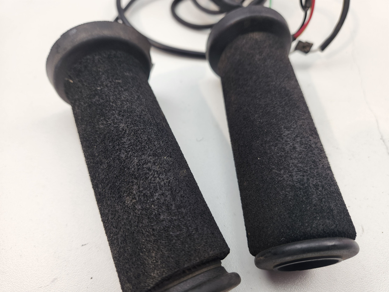 Heated Hand Grips Kit KTM 790 890 Adventure R 64112964044 - Bike
