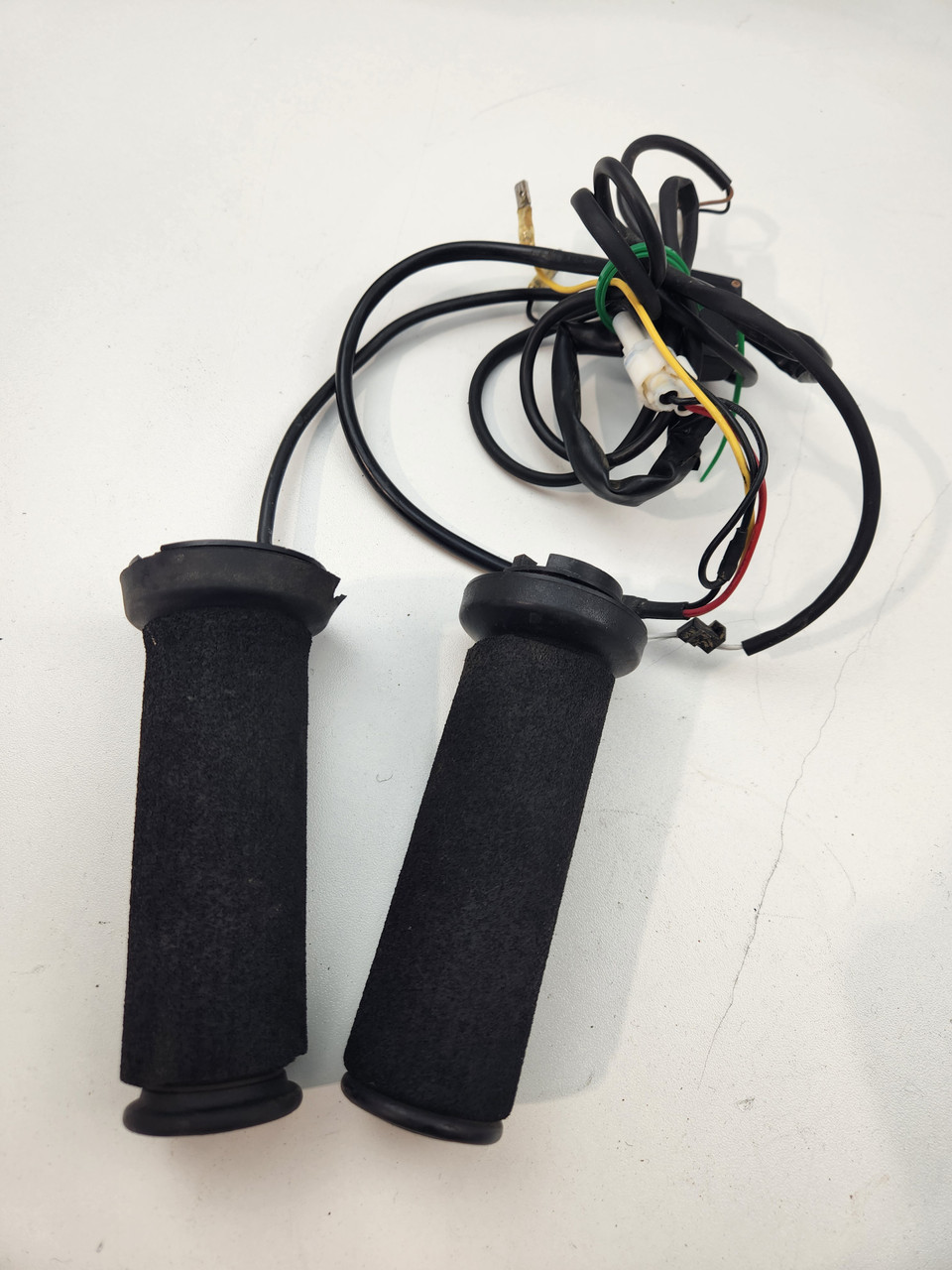 Heated Hand Grips Kit KTM 790 890 Adventure R 64112964044 - Bike