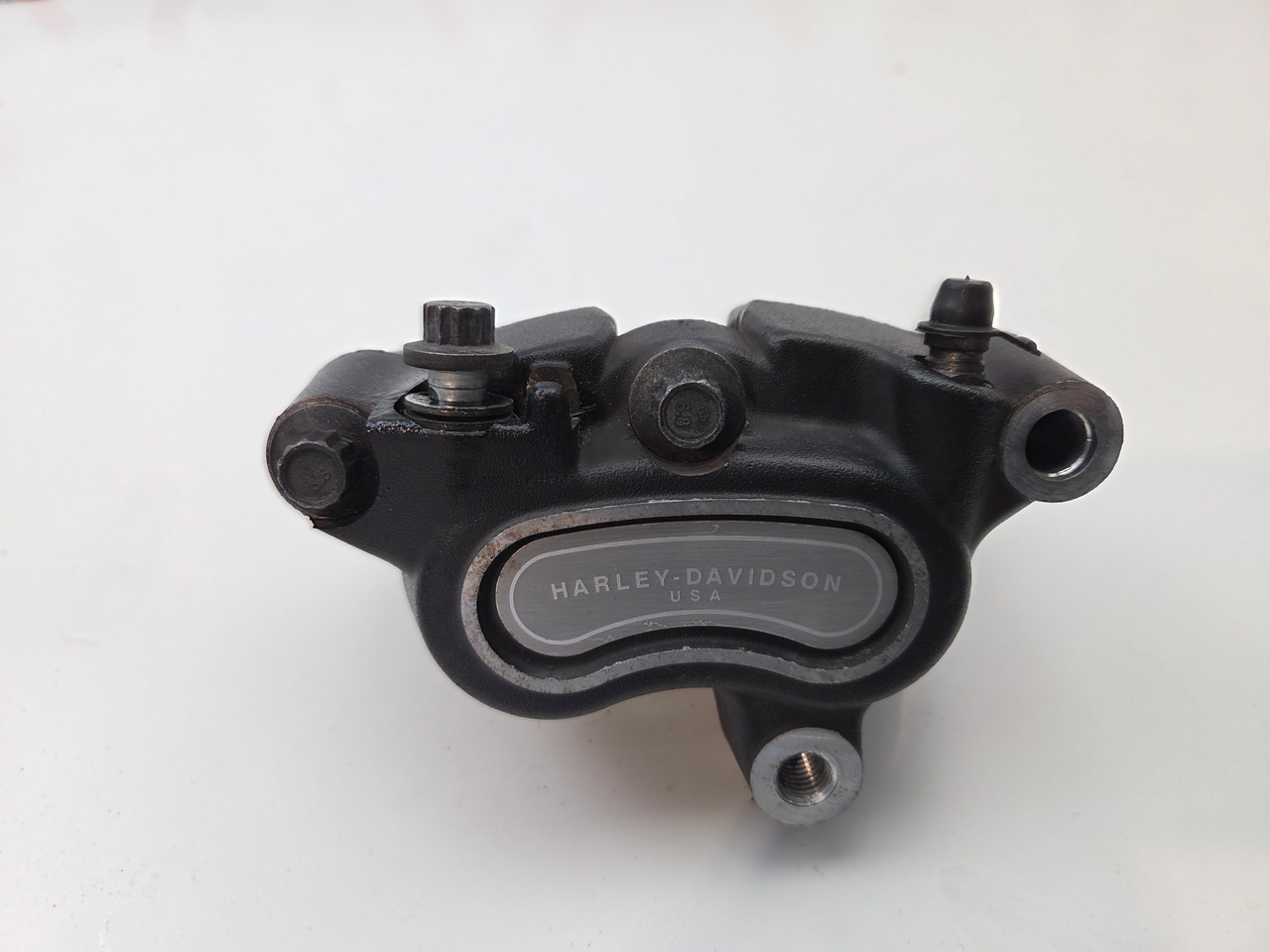 画像の２点 Right Front Brake caliper Harley Davidson Dyna Fat Bob Low rider S