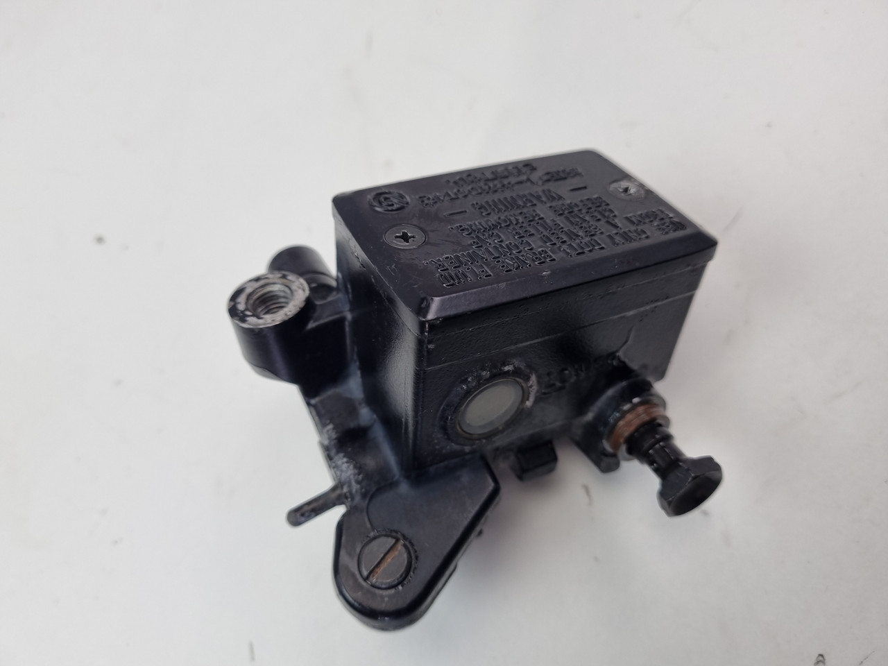 Front brake master cylinder Yamaha FZ8-N FZ8N FZ8 N FZ1 06-14 2D1