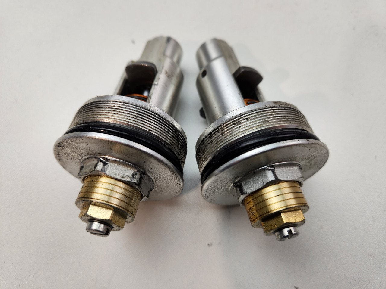 Fork caps Yamaha YZF-R1 R1 07-08 4C8-23111-00 - Bike Part Out