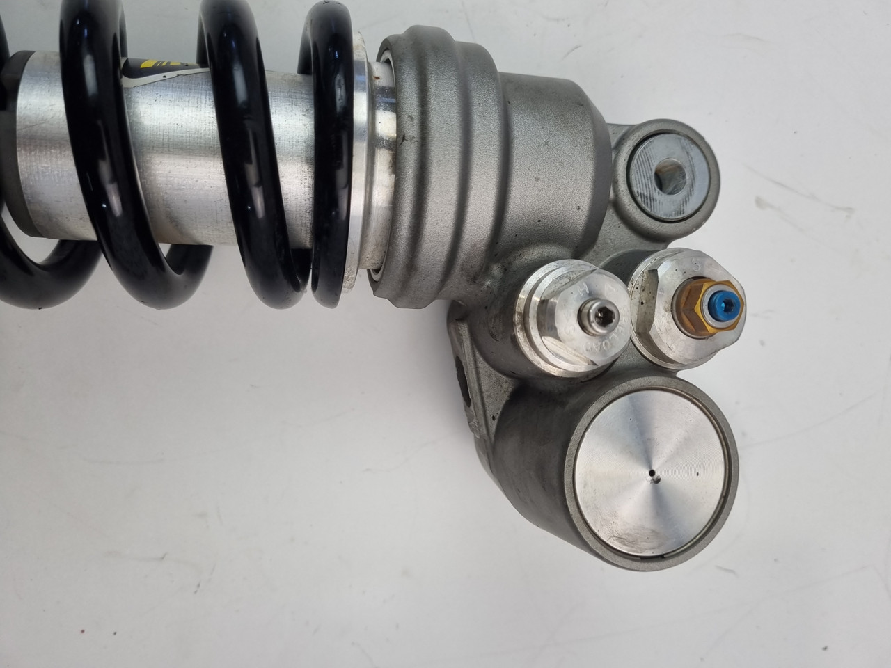 Rear Shock Yamaha YZF-R1 R1 09-11 14B-22210-00 - Bike Part Out