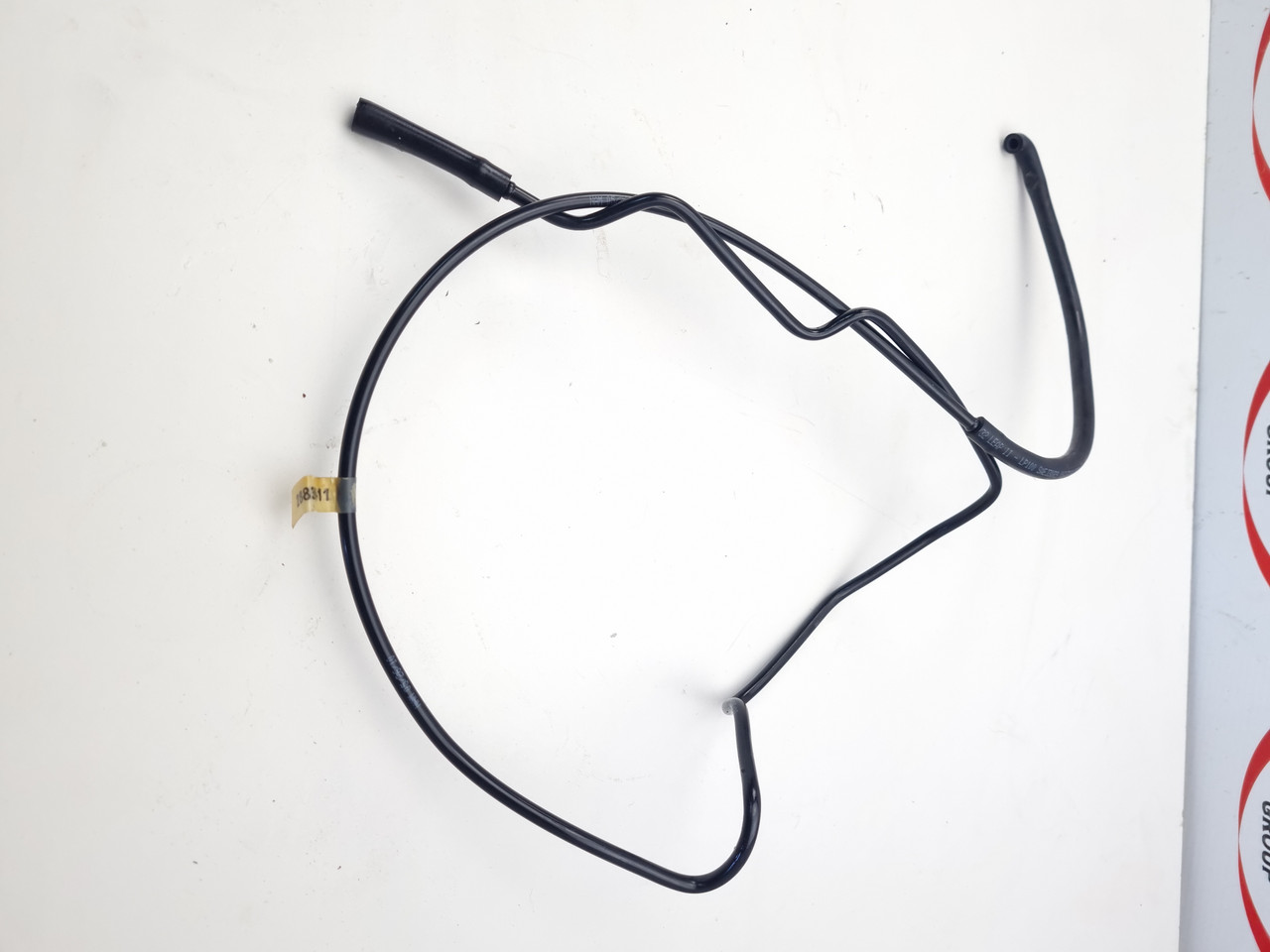 Red CNC Aluminum Gas Fuel Tank Cap With Breather Valve