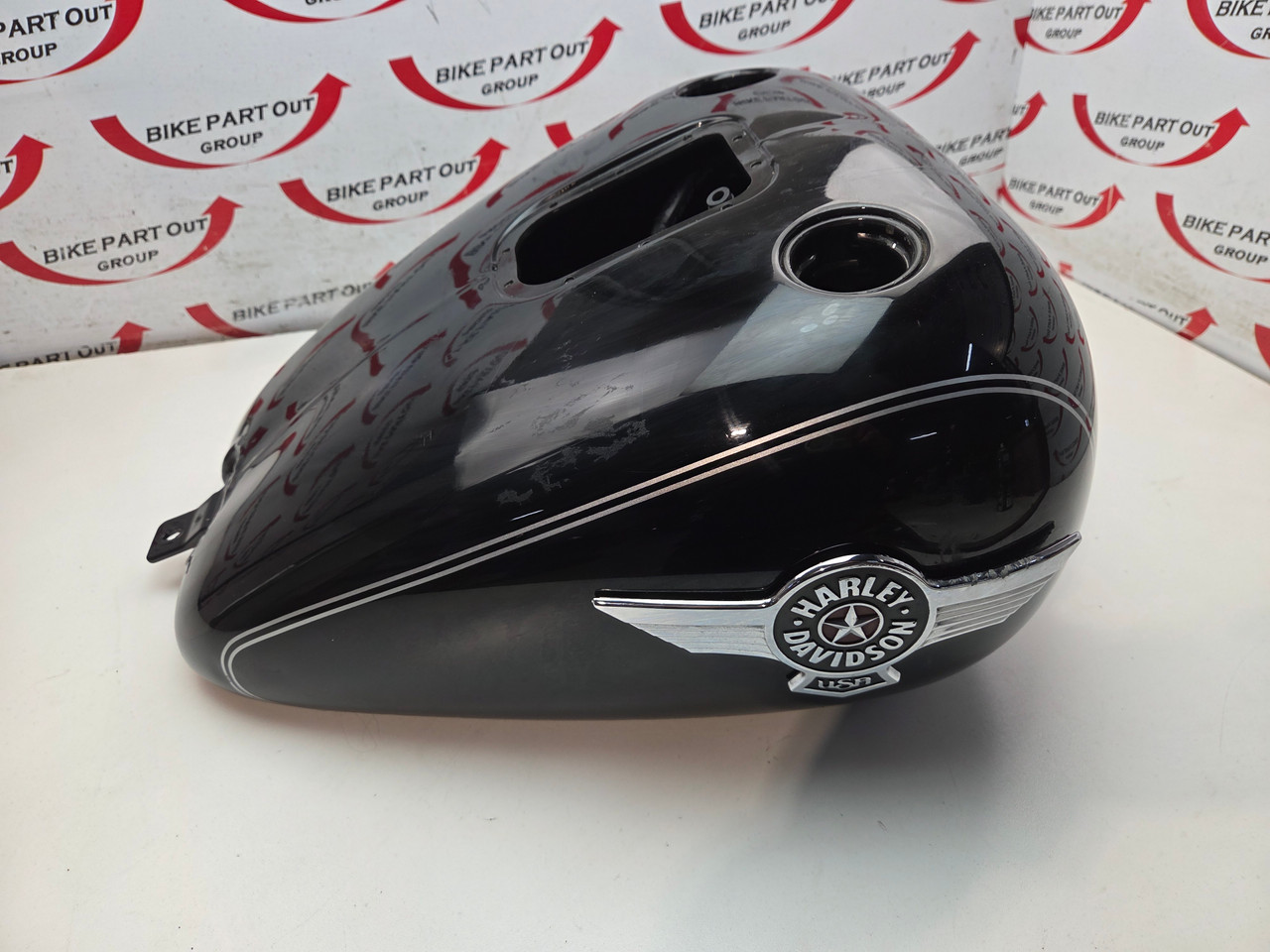 Fuel petrol tank dent Harley Davidson Softail Fatboy Standard