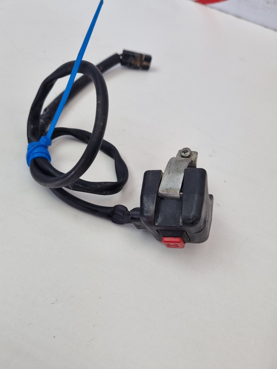 ST様 GENUINE OEM Yamaha 23X-83976-00-00 - HANDLE SWITCH 1983-1986