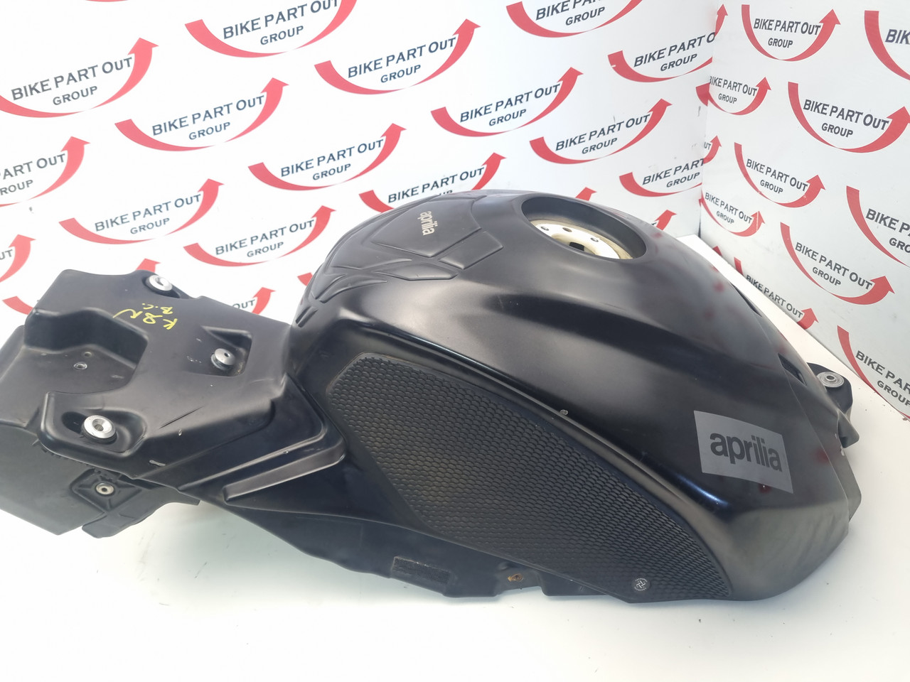 Fuel tank Aprilia Tuono RSV4 1000 APRC R 13-15 B04580600NI - Bike