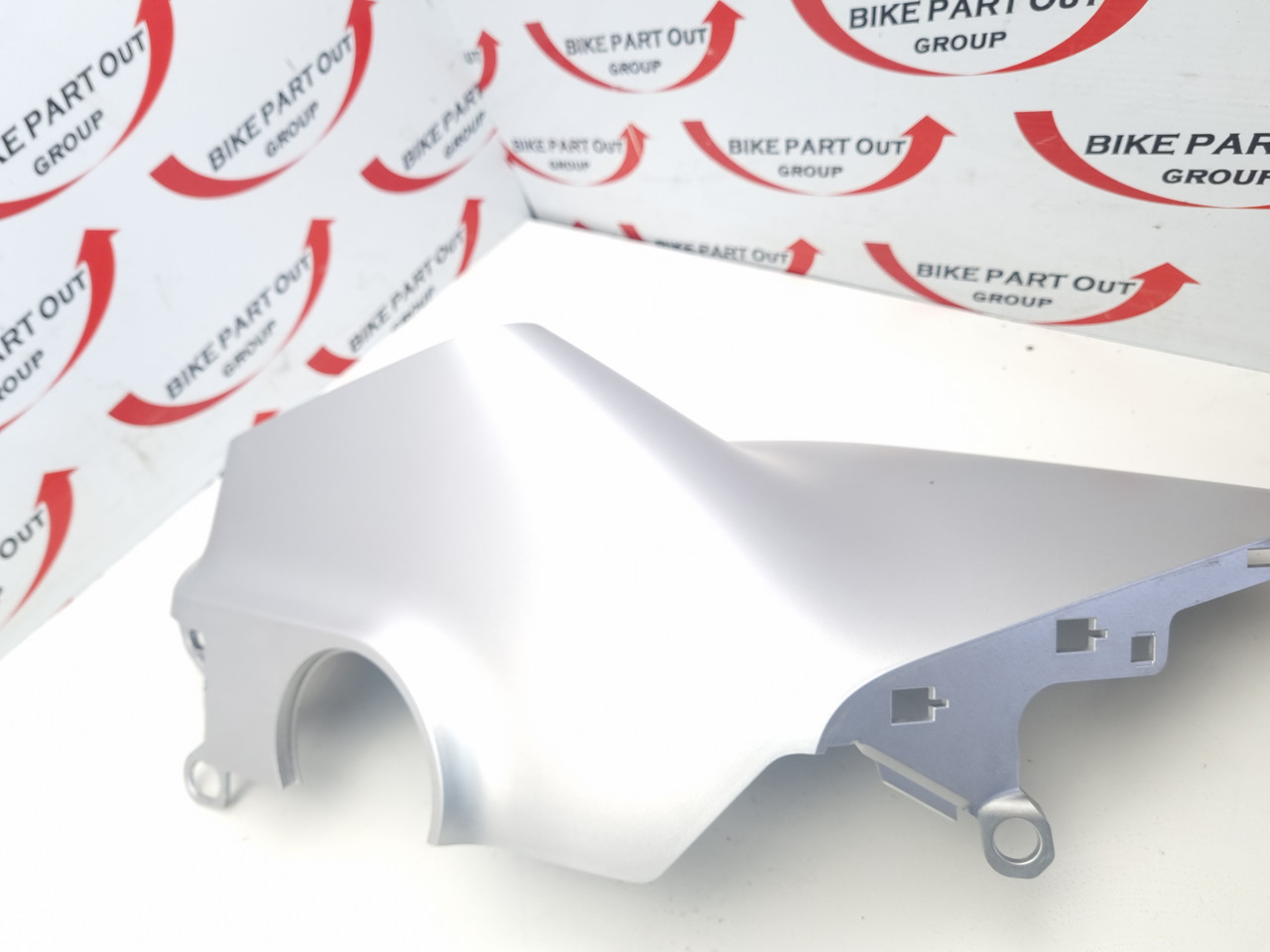 RH Tank cover Husqvarna Vitpilen Svartpilen 701 21008051000BGA