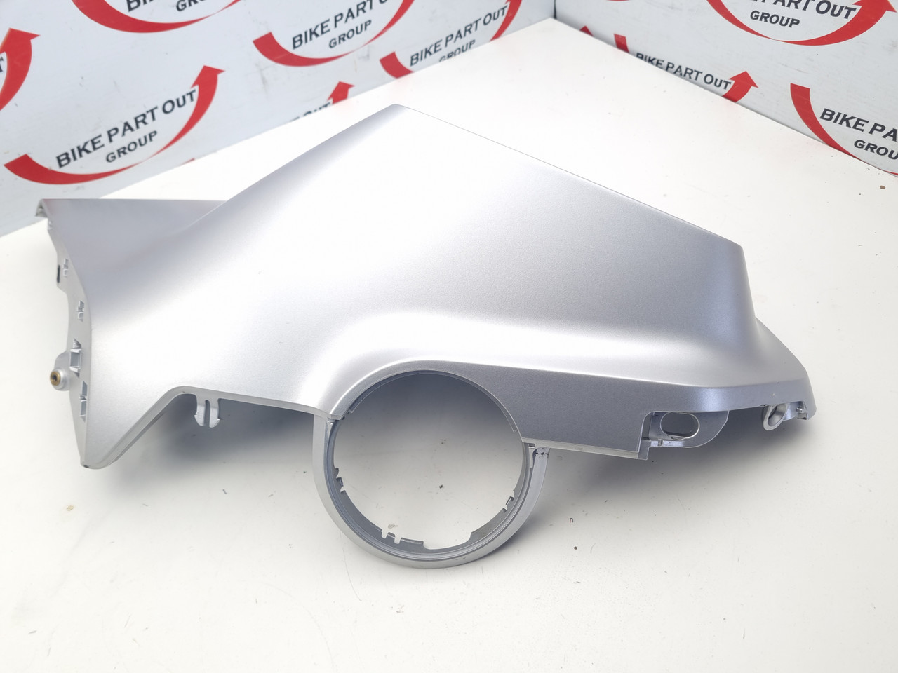 LH Tank cover Husqvarna Vitpilen 701 21008050000BGA - Bike Part Out