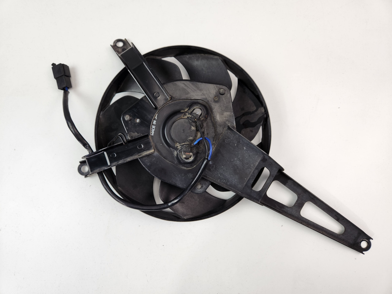R Radiator Fan Kawasaki ZX14 ZX1400 ZX14R Ninja 06-07 59502-0021
