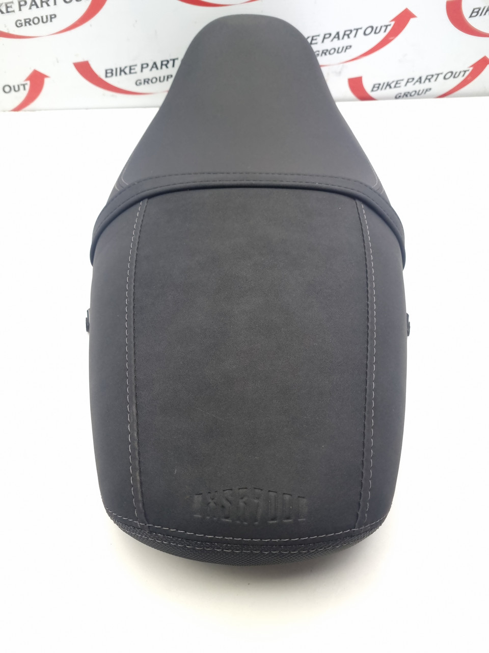 Seat Yamaha XSR900 16-21 B90-24730-00 - Bike Part Out