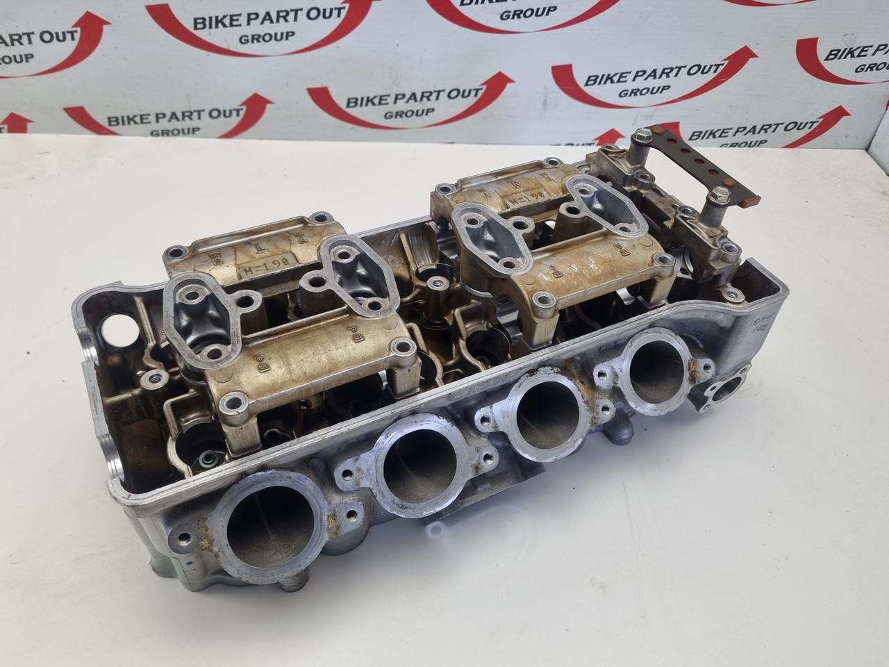 ひで Cylinder head Honda CBR1000RR 04-05 12010-MEL-000 - Bike Part Out