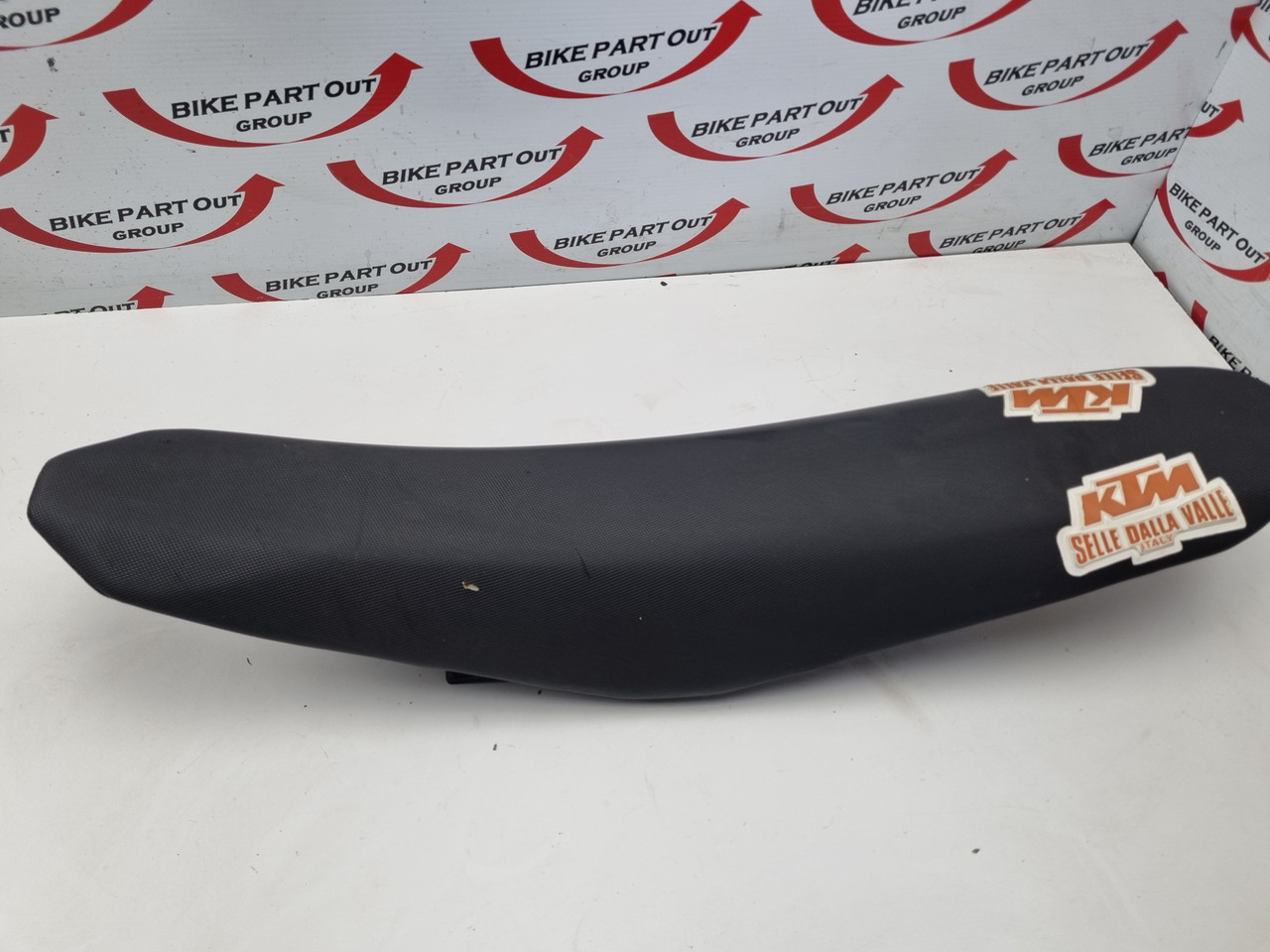 【専用】 イタリア Seat KTM450 KTM500 KTM200 KTM250 KTM350 EXC 2016 77207040400