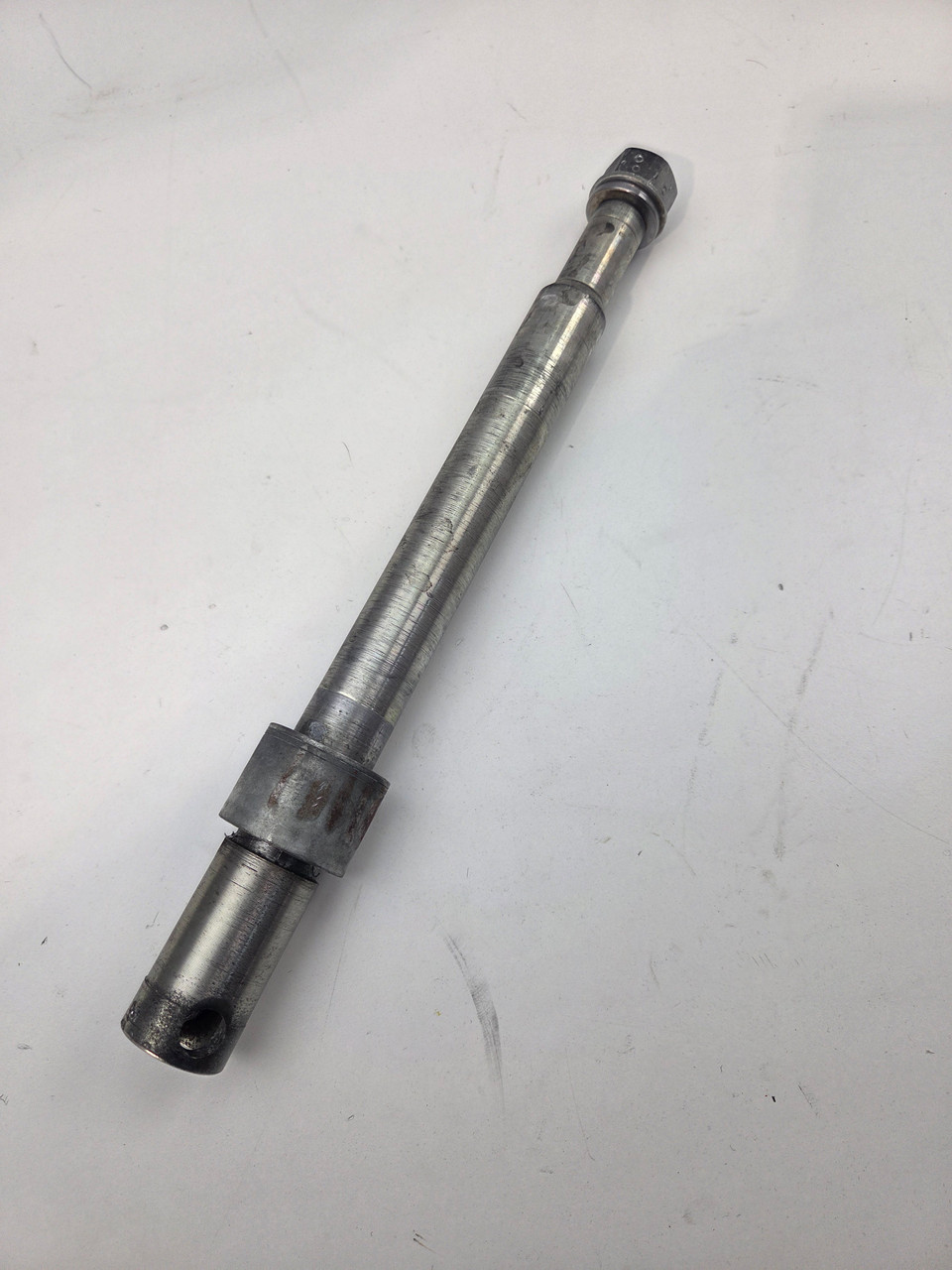 Front axle Harley Davidson Softail Fat Boy Heritage Slim Lo Deluxe