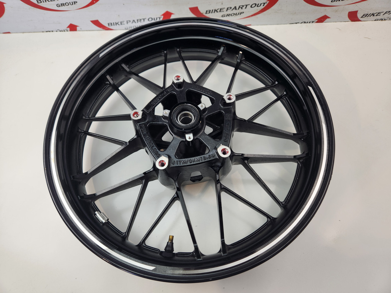 Front wheel Kawasaki Z900 RS Cafe 18-23 41073-0722-18F - Bike Part Out