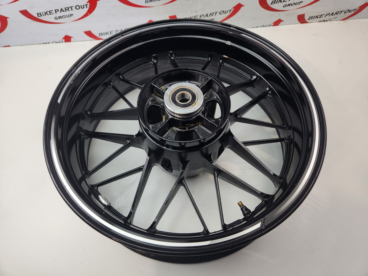Rear wheel Kawasaki Z900 RS Cafe 18-19 41073-0787-18F - Bike Part Out