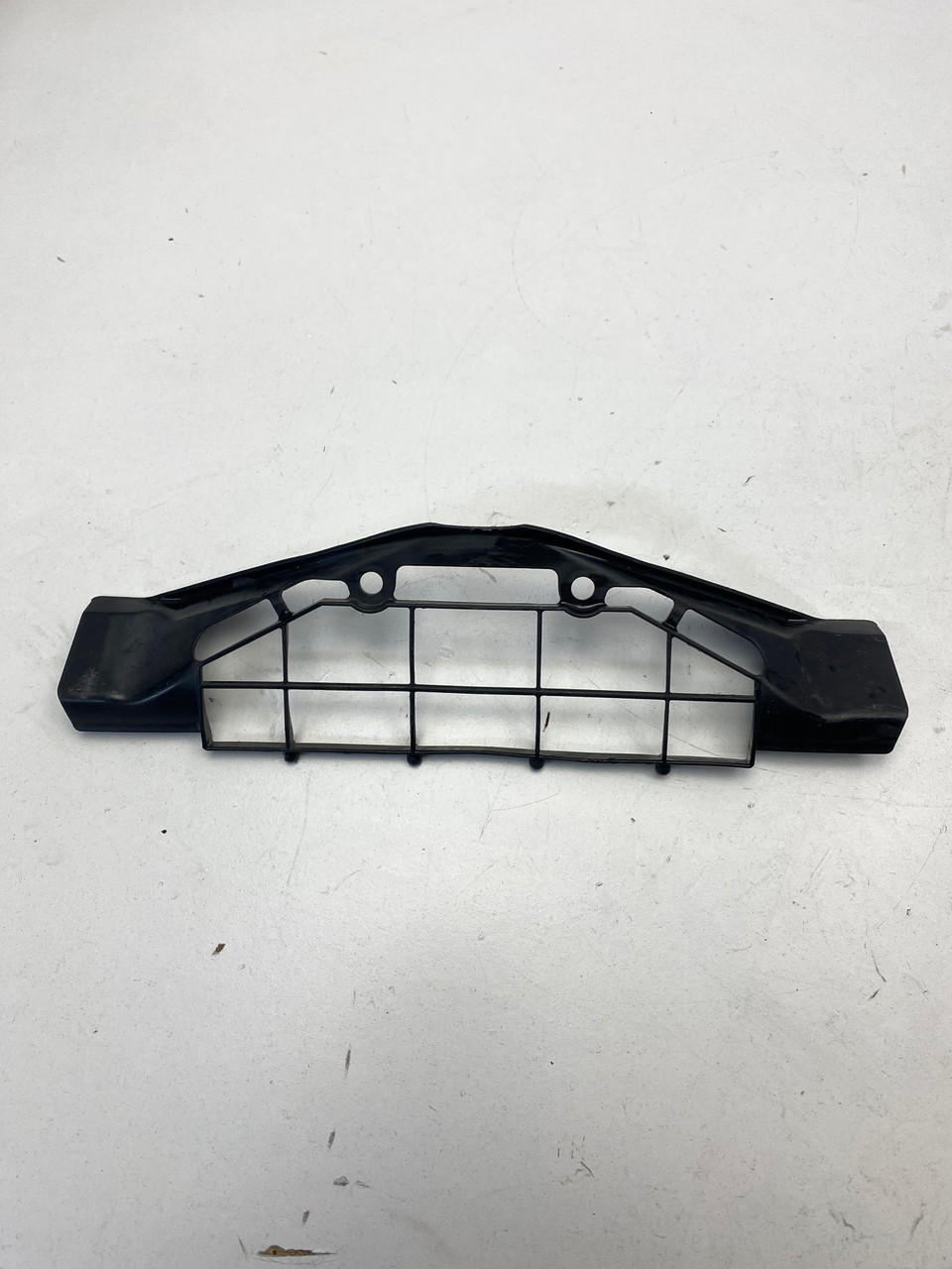 メル Air intake grill Honda CBR 1000RR 06-07 17260-MEL-D20 - Bike Part Out