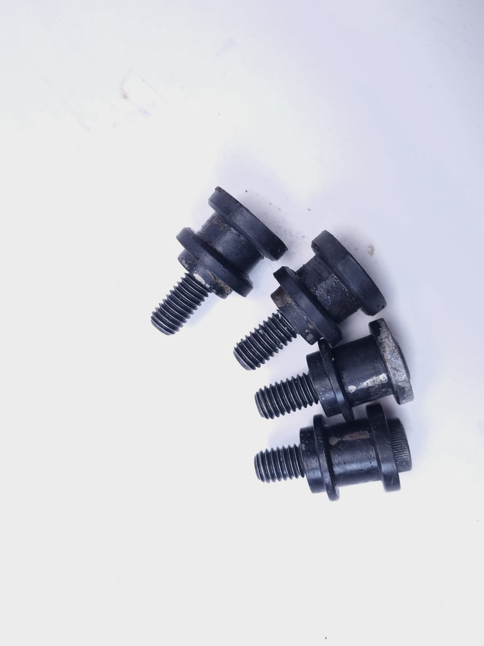 Holdfast quick release docking hardware mounts Harley Davidson M8 Softail 1823 52300646 Bike