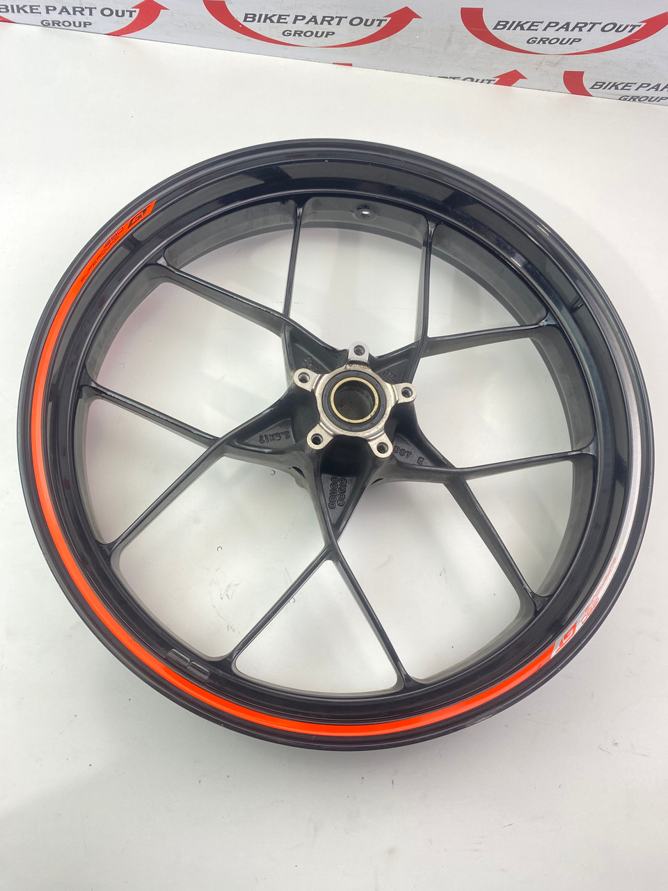 Front wheel KTM 1290 Super Duke GT 14-19 6160900113330 - Bike Part Out