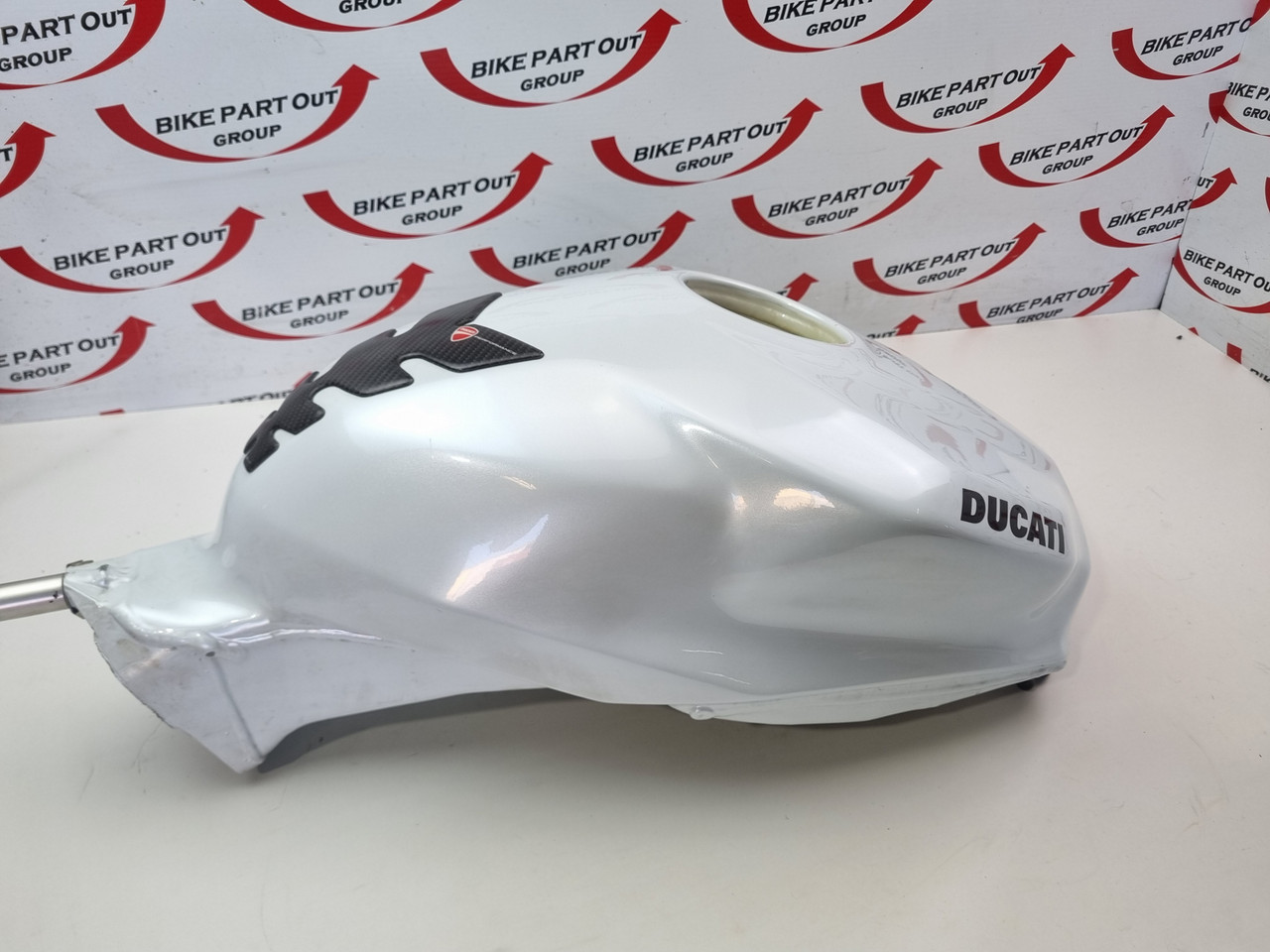 Fuel Tank White (58612532BW) | Cross Country Cycle 58612532BW