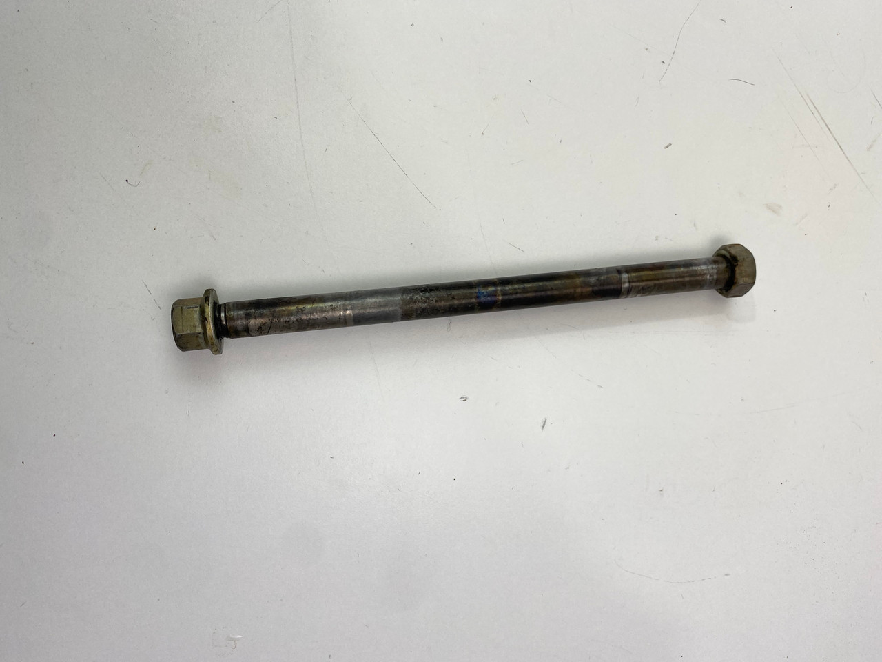 Swingarm bolt KTM 640 LC4 Enduro 0304 Supermoto 0106 Adventure 0007
