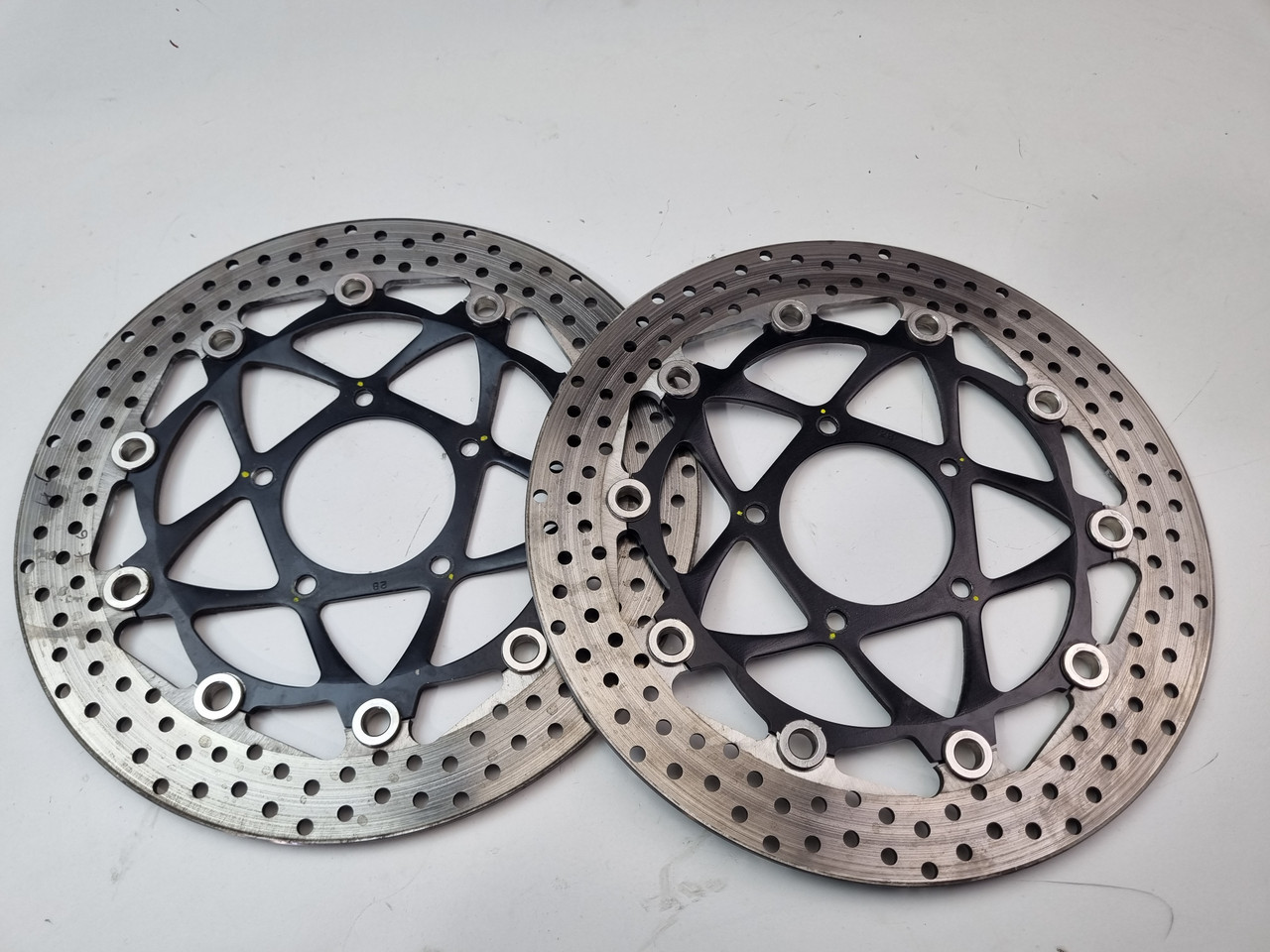 がはは Front disc brake pair MV Agusta Brutale 920 990 1090 R 8AA082759