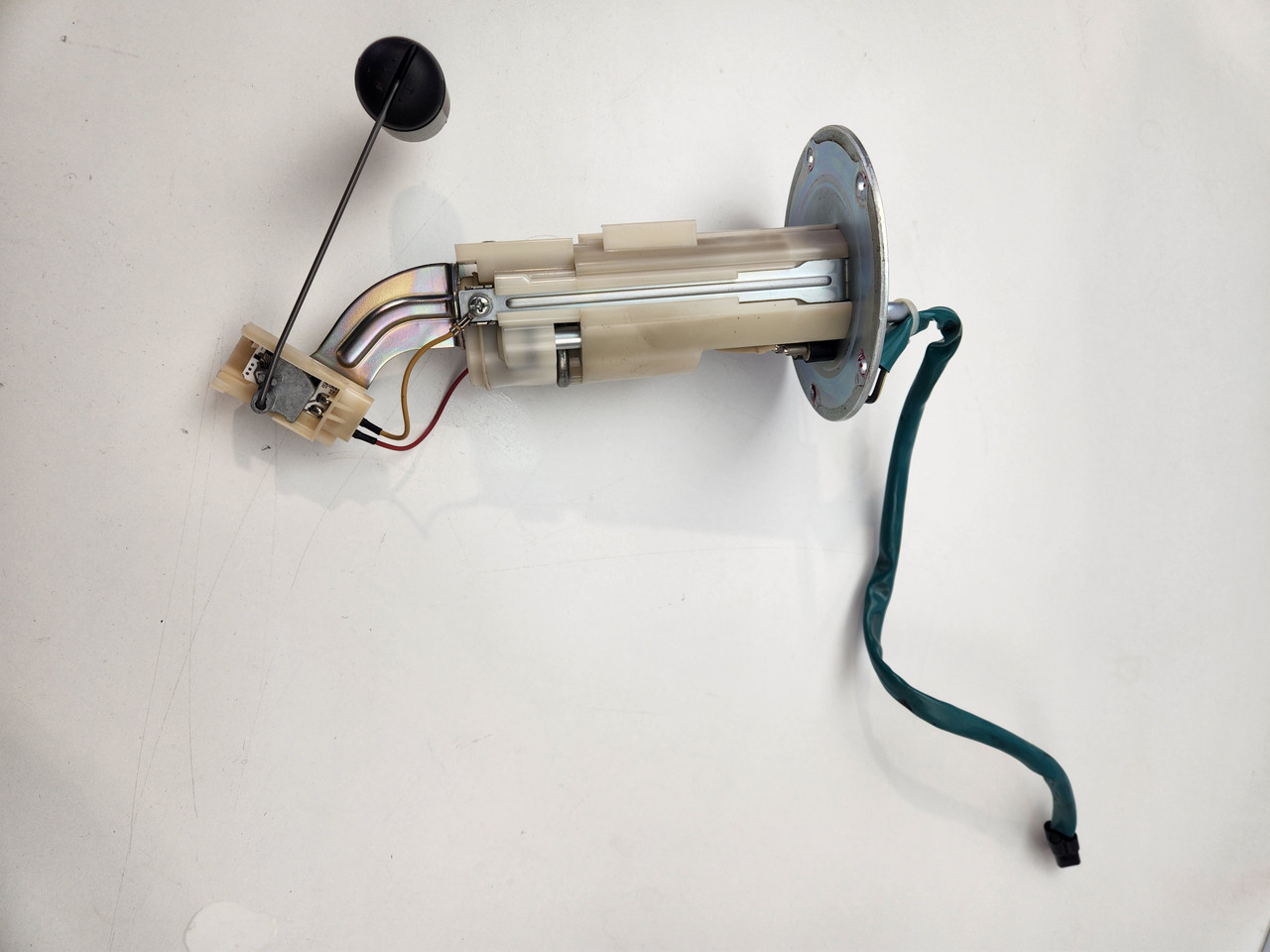 Fuel pump Kawasaki ZX 1000 ZX1000 14-23 49040-0727 - Bike Part Out