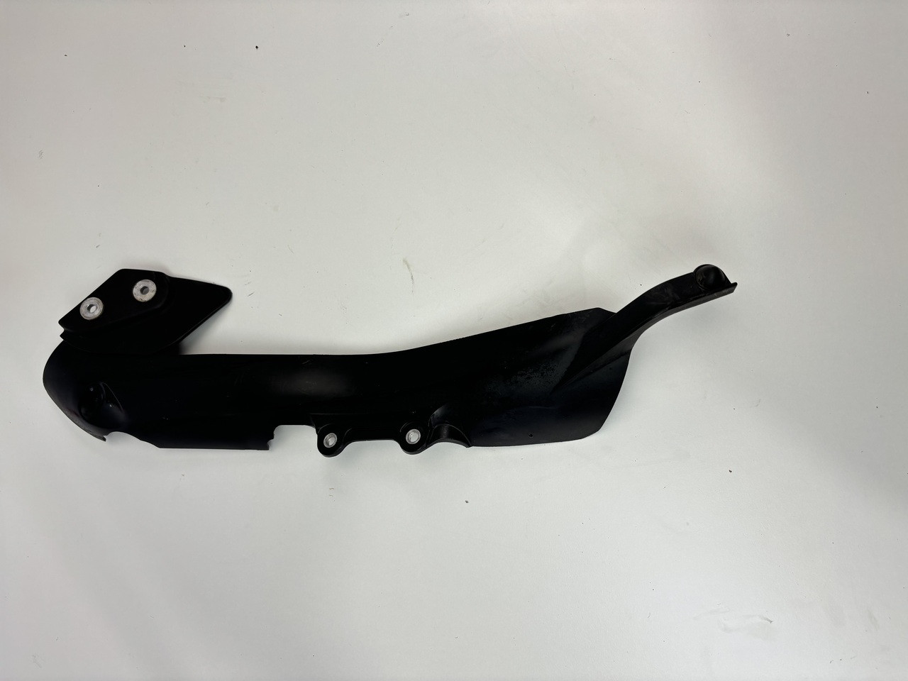 RH heat shield protector cover Yamaha YZF-R1 R1 04-06 5VY-27490-00