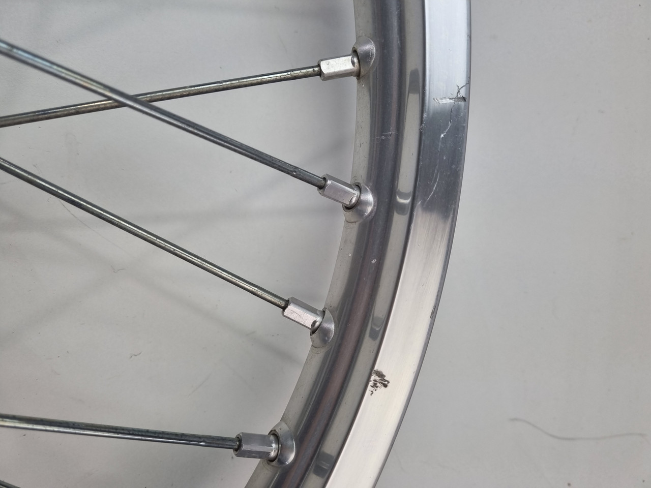 Silver Front wheel 21in Suzuki DRZ400 DRZ 400 E 54111-29F00 - Bike