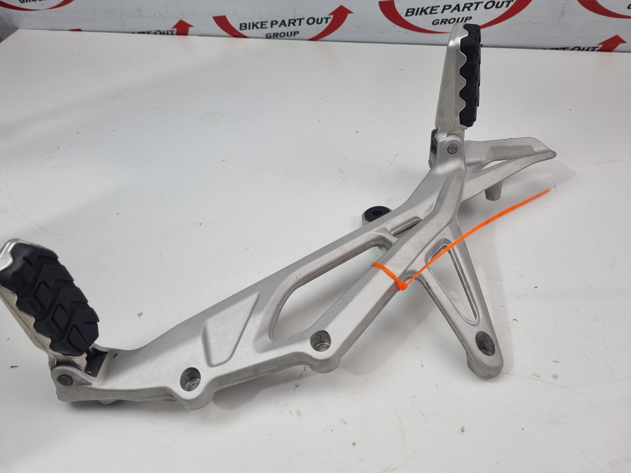 an様オーダー RH foot peg rest mount bracket pillion MV Agusta 800 Stradale