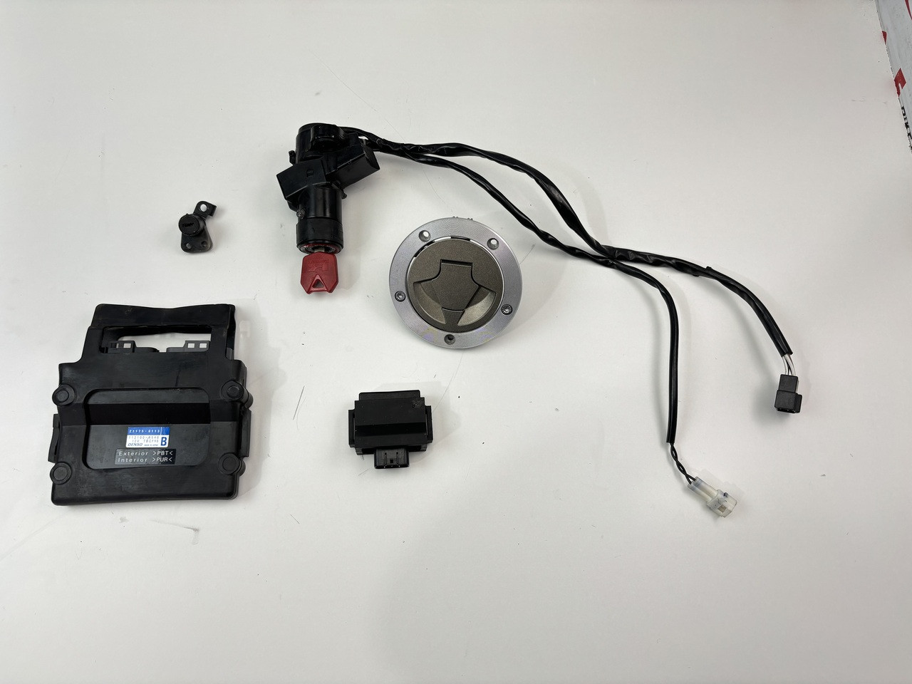 Ignition Lock Key CDI Set Kawasaki Ninja ZX6R ZX600R 07-08