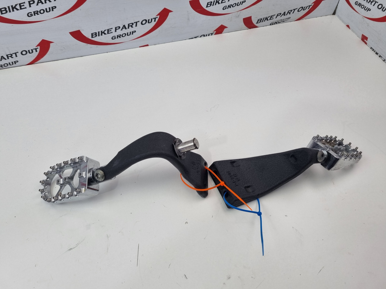 はに 1983-2024 Yamaha ATV UTV Front Wheel Nut Kodiak Grizzly Big Bear