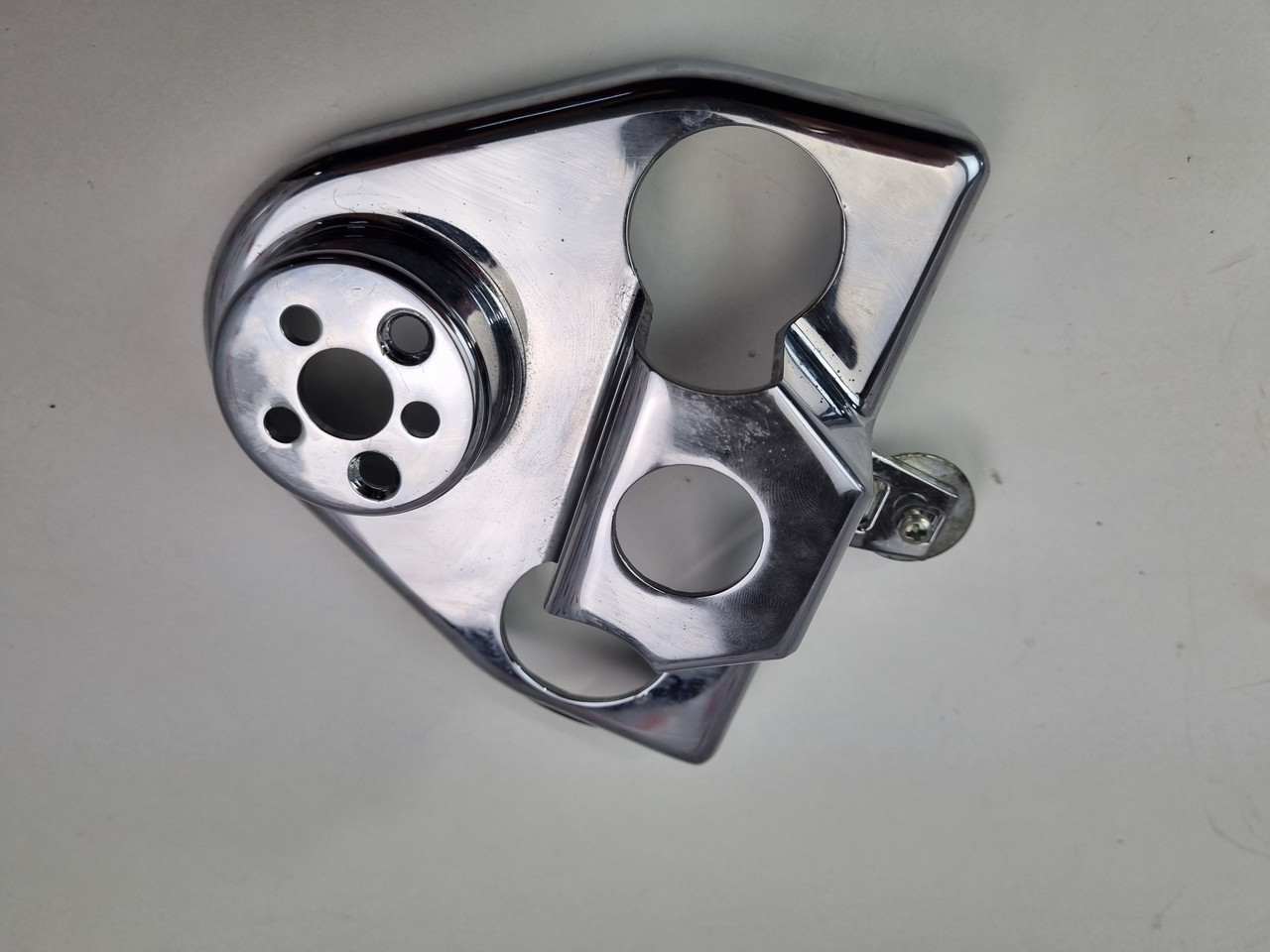 RH foot board mount brackets Harley Davidson Road king Tourer fat RH foot board mount brackets Harley Davidson Road king Tourer fat