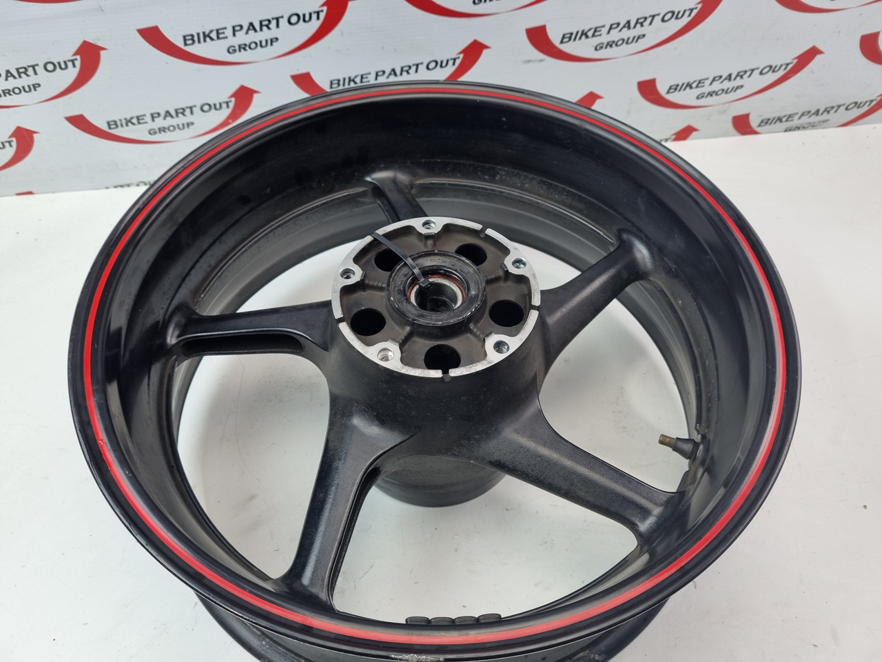 画像の2点 Rear wheel Yamaha YZF-R1 R1 12-14 5VY-25338-00-4X - Bike