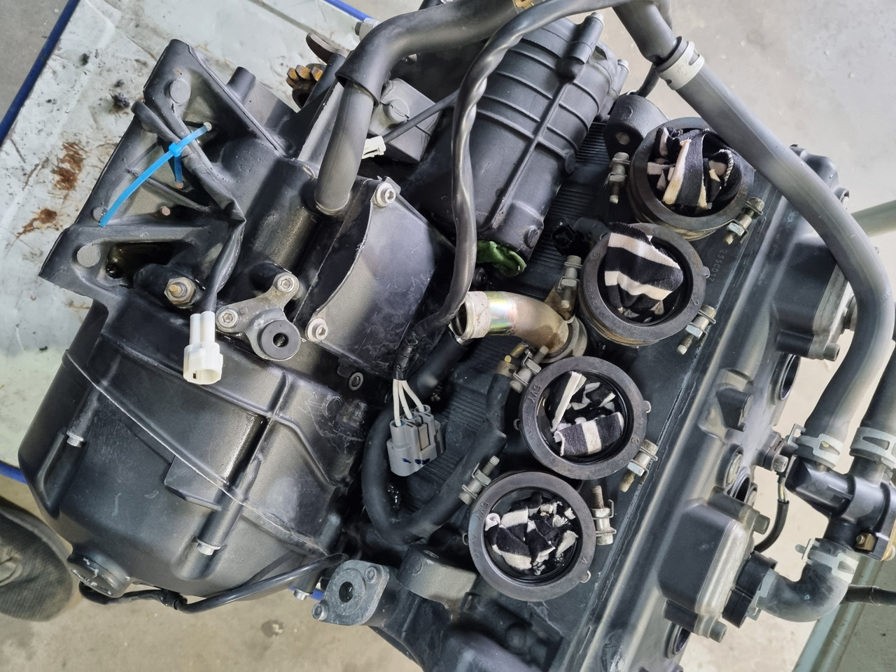R。 Motor Engine 78000km Yamaha YZF-R1 R1 04-06 - Bike Part Out