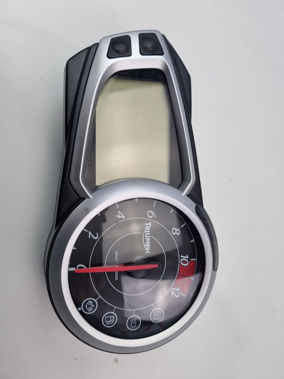 Speedo Dash instruments Non ABS kph Triumph Speed triple 1050 11