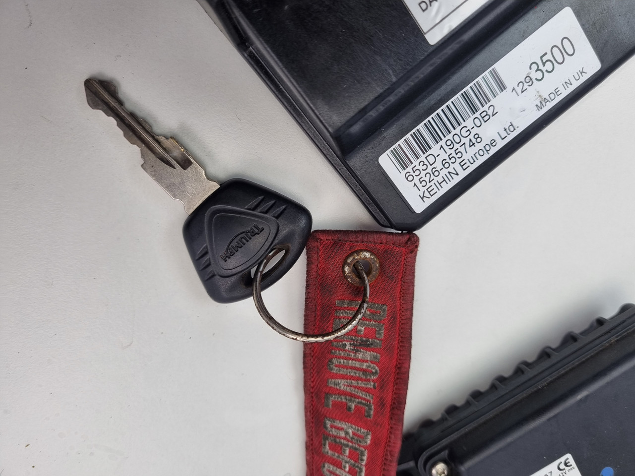 とと The Connection Between London and Tokyo Inspired This Triple