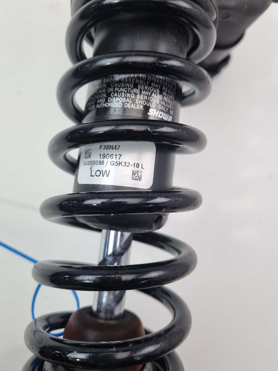 LH Rear Shock Adjustable Harley Davidson M8 Tourer 17-23 54000096