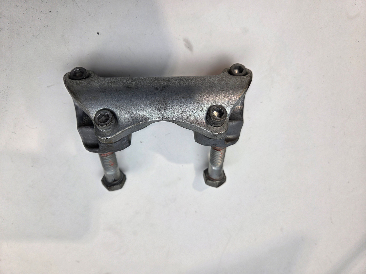 Handlebar clamps risers Harley Davidson M8 Tourer 14-24 57451-14