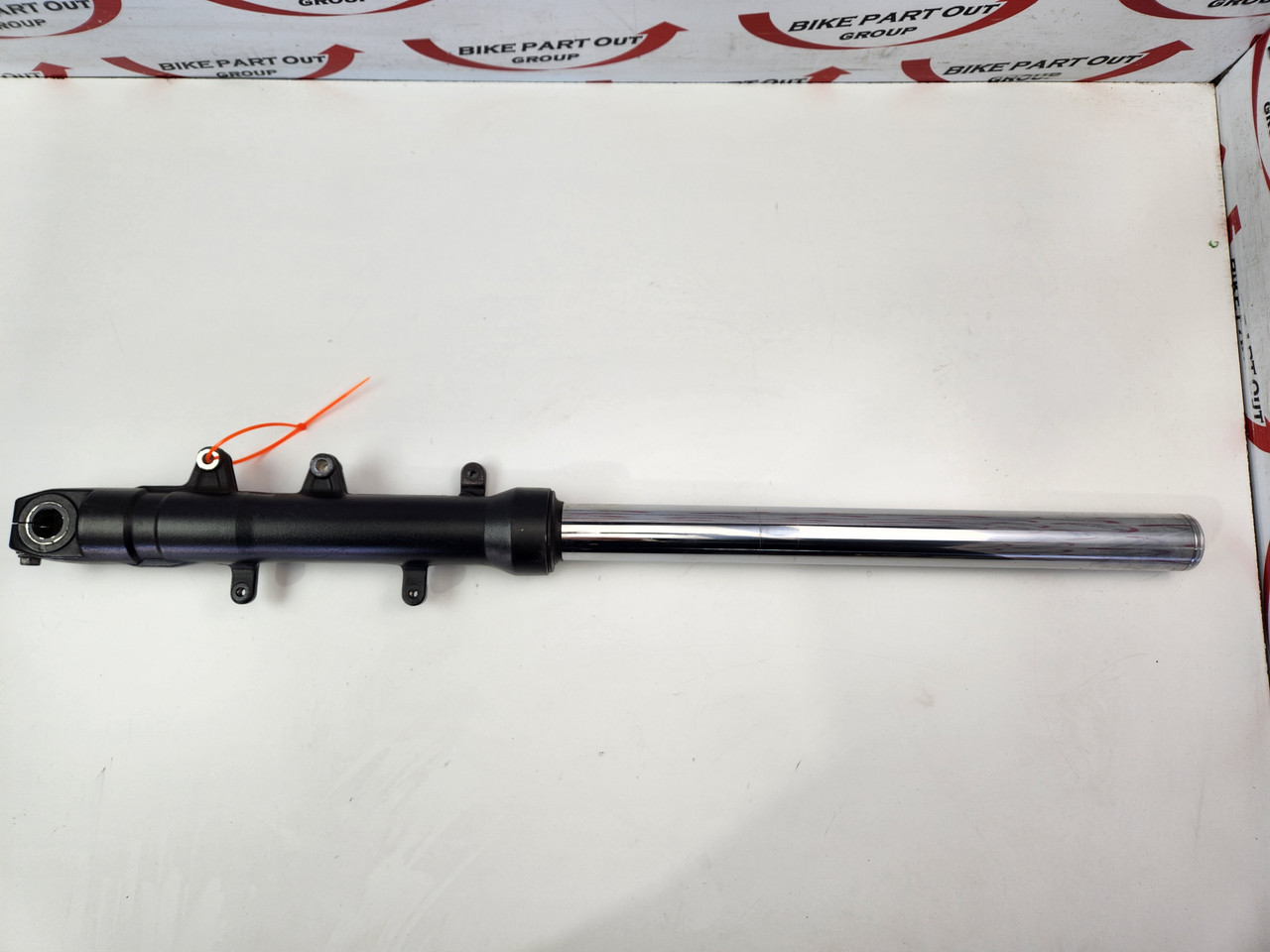 RH Front Fork Honda CBR650F 14-16 51400MJED02 - Bike Part Out