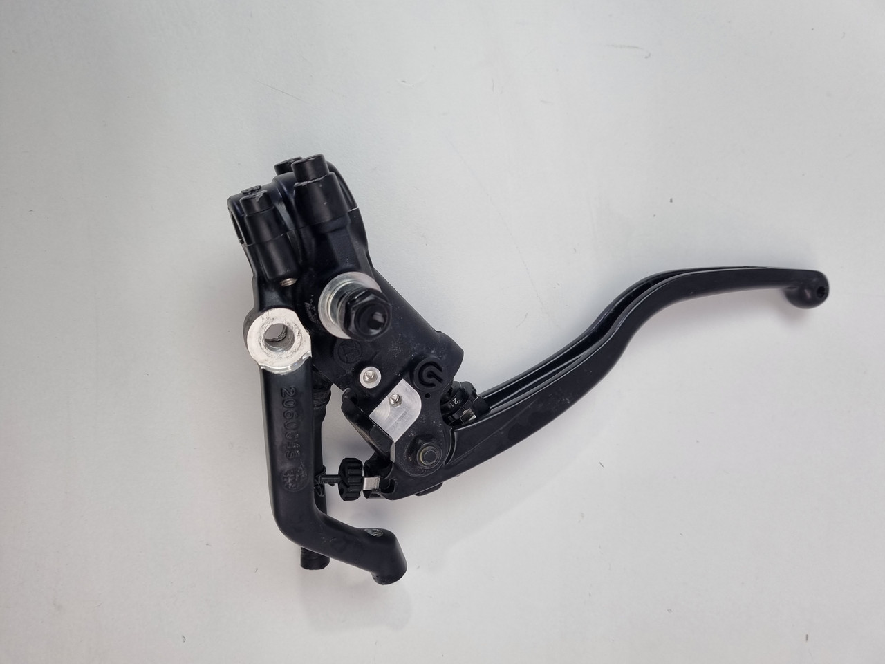 Front brake master cylinder Triumph Scrambler 1200 XE T2021904