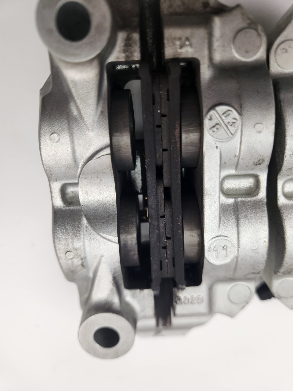 Brembo front brake caliper pair Suzuki GSXR600 GSXR750 11-21 59100
