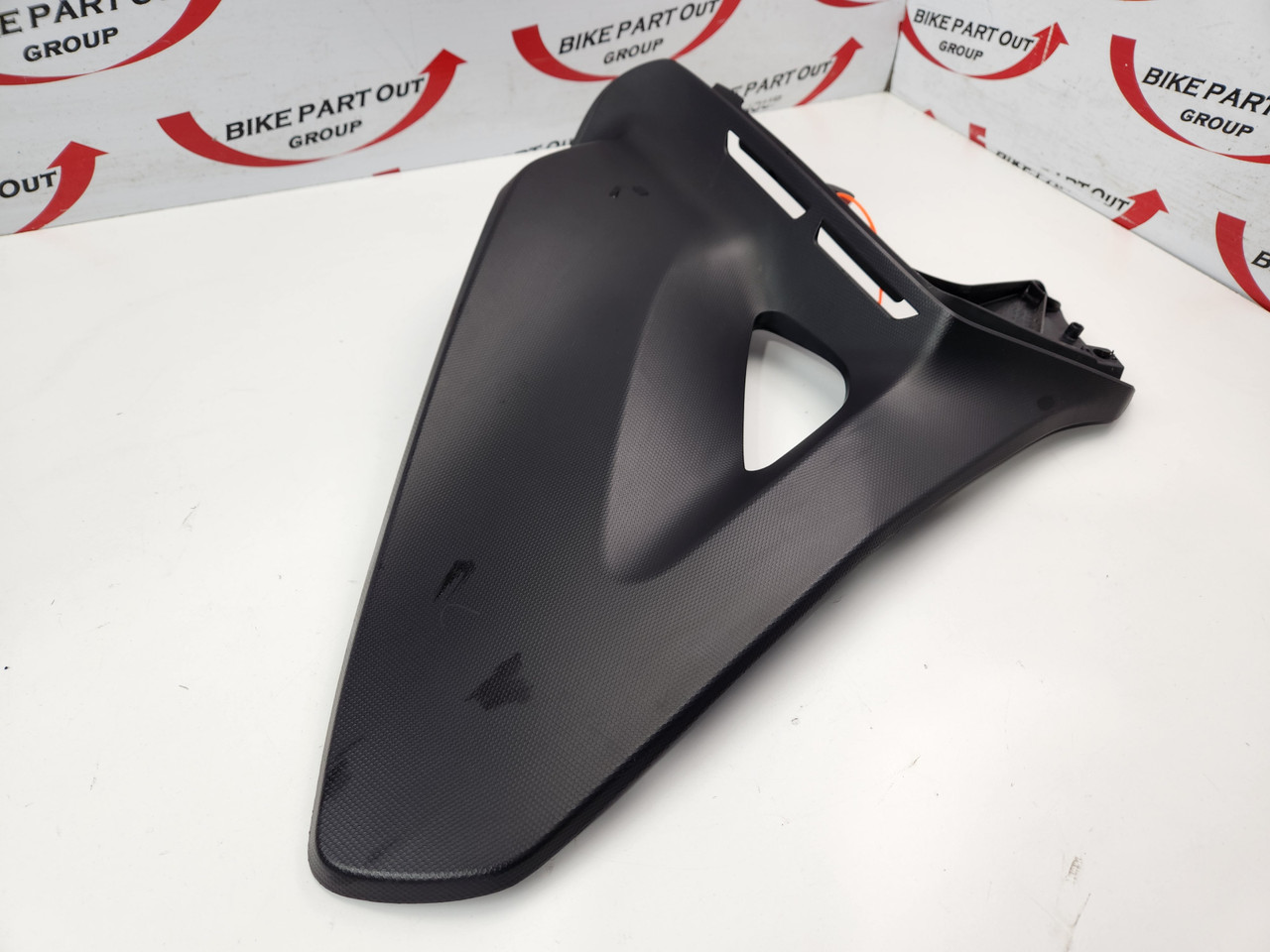 RH Middle Cowl Cover Honda VFR1200X Crosstourer 12-17 64200-MGH