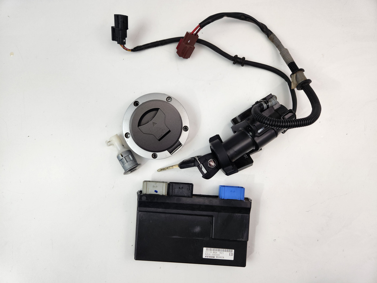 HISS Coded Ignition CDI Fuel Cap Lock Key Set Honda VFR1200X